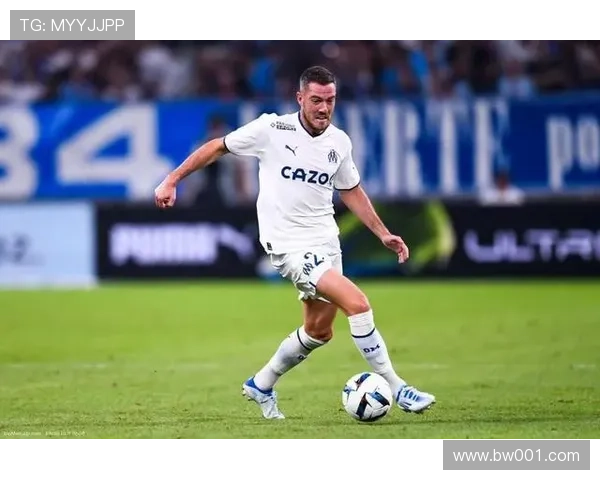 官方36岁西索科赴帕纳辛奈科斯